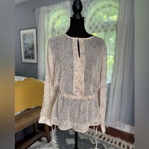 Beautiful sheer patterned blouse with cinched waist